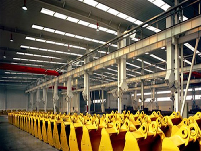 奎屯徐工集团挖掘机装配车间